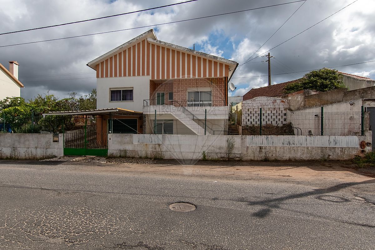 Moradia T3 à venda em Torres Vedras