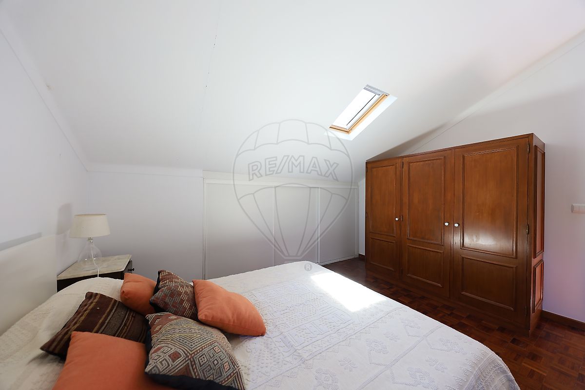 listing 122601101-384 picture-0