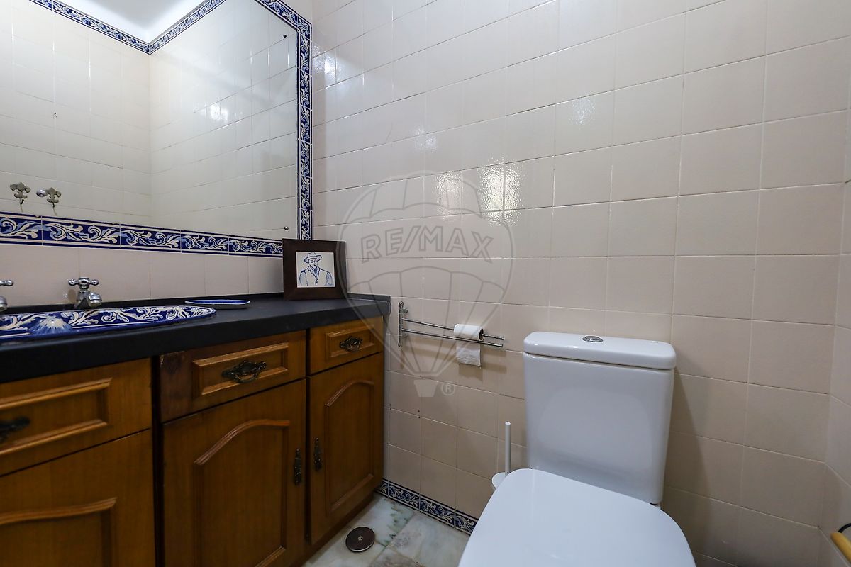 listing 122601101-384 picture-0