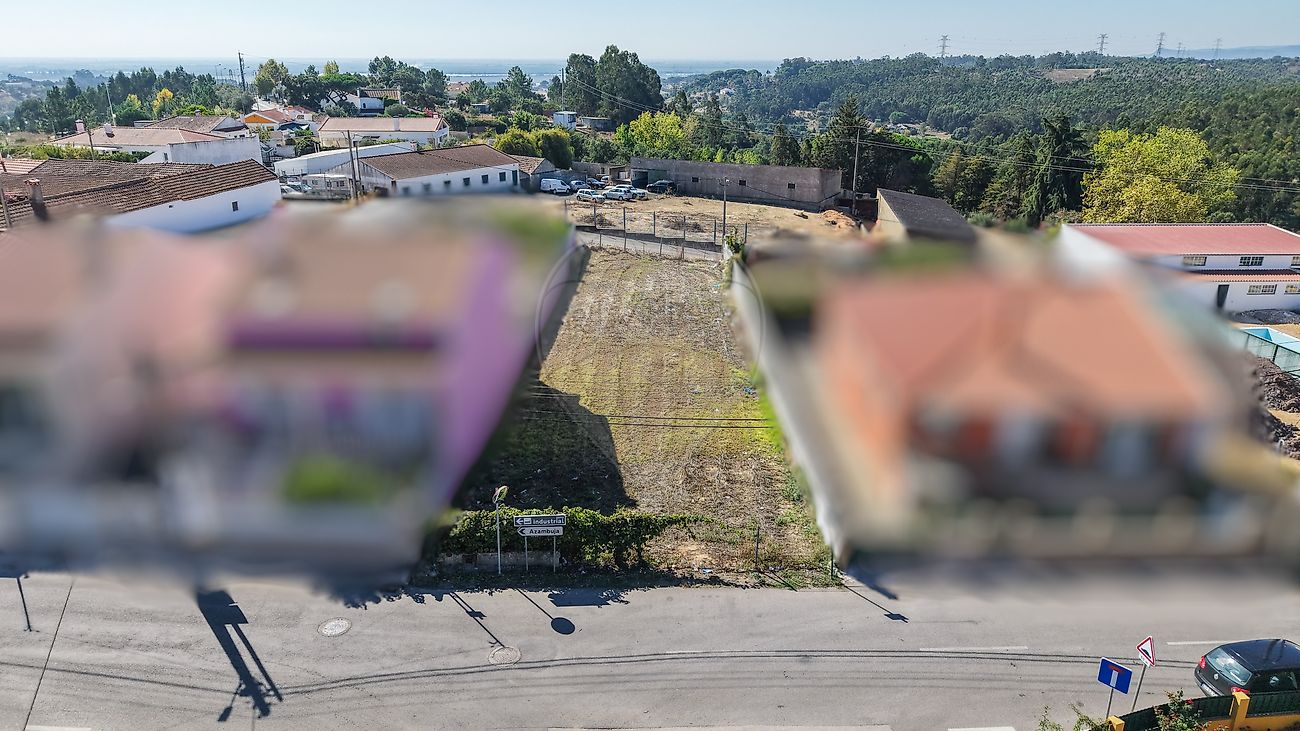Terreno à venda em Azambuja