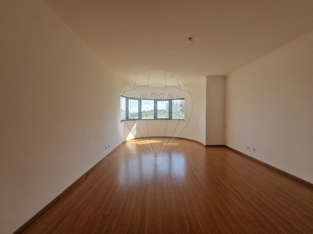 Apartamento T3 à venda em Alenquer (Santo Estêvão e Triana), Alenquer — foto 3