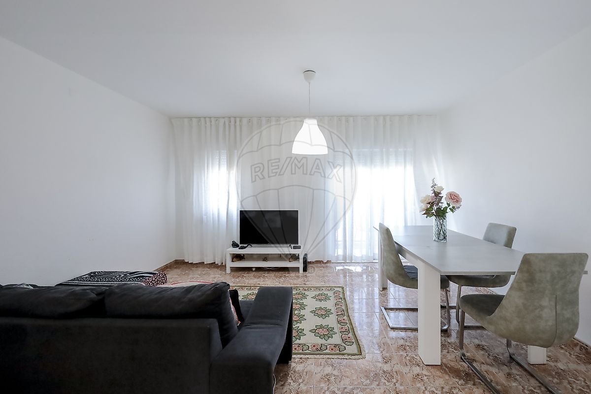 Apartamento T3 à venda em Alenquer