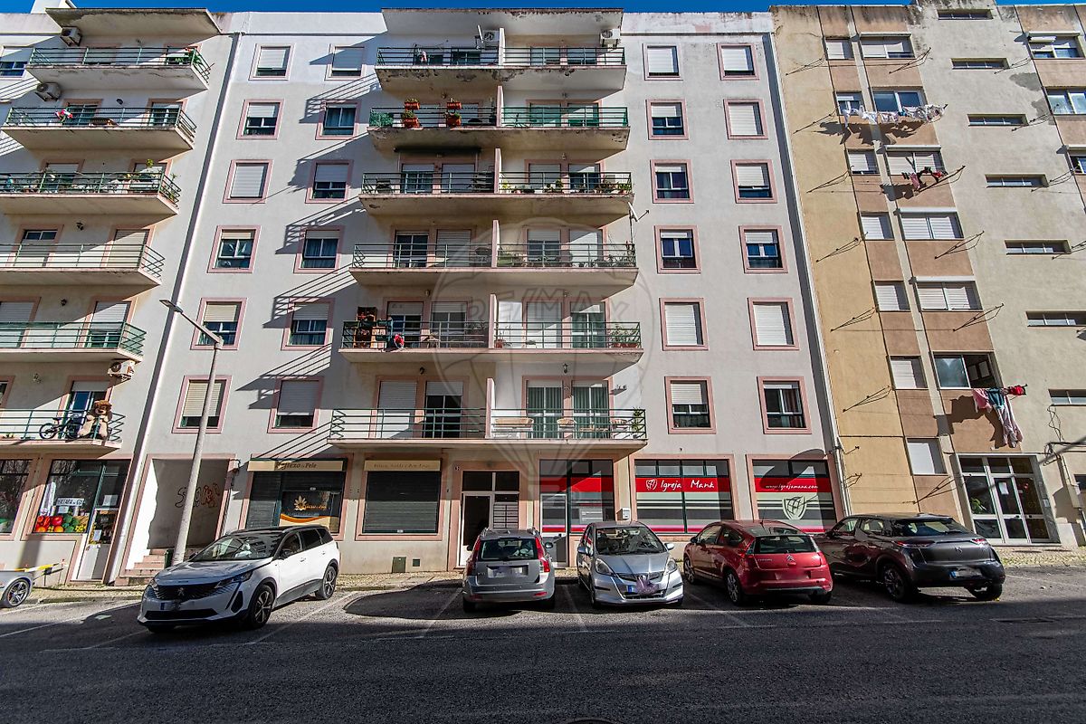 Apartamento T3 à venda em Alenquer