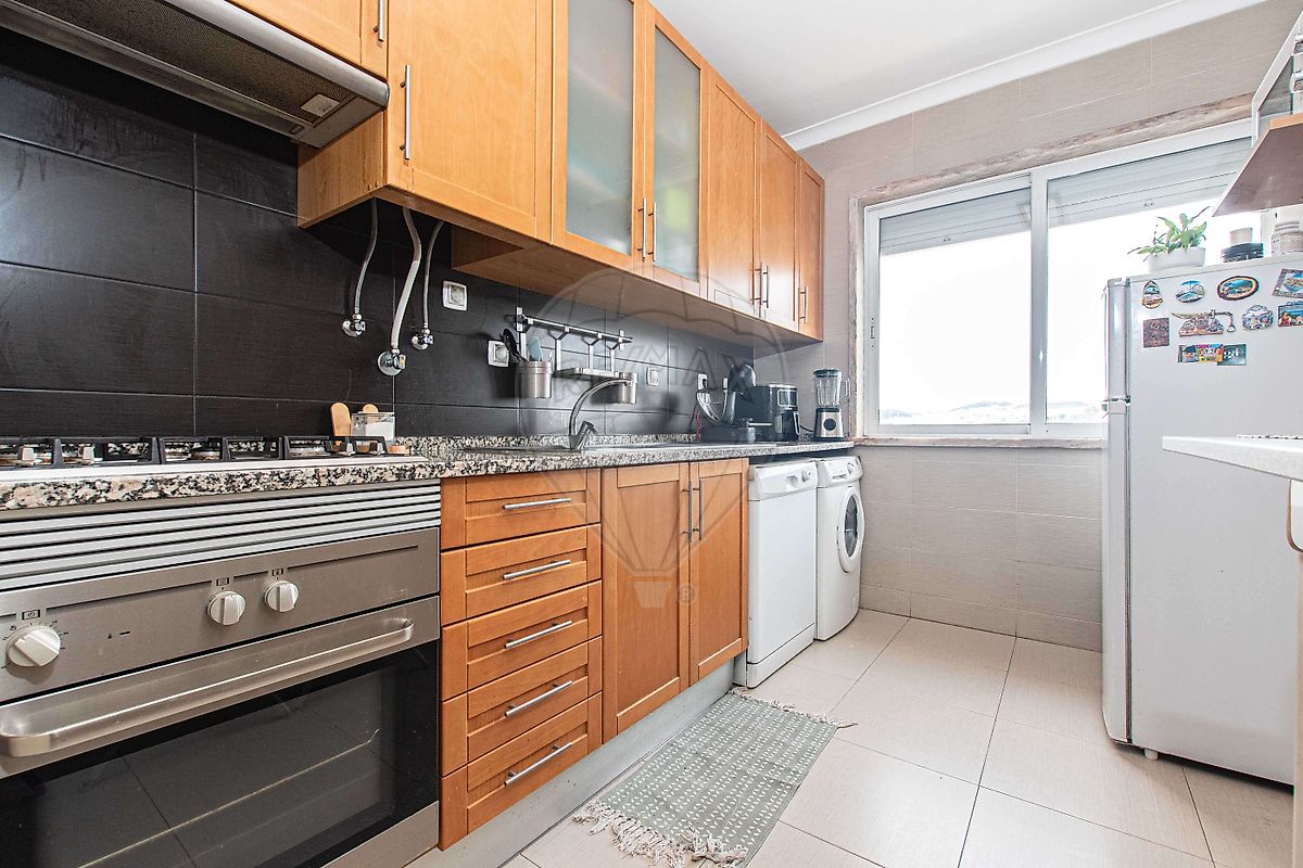 Apartamento T2 à venda em Odivelas