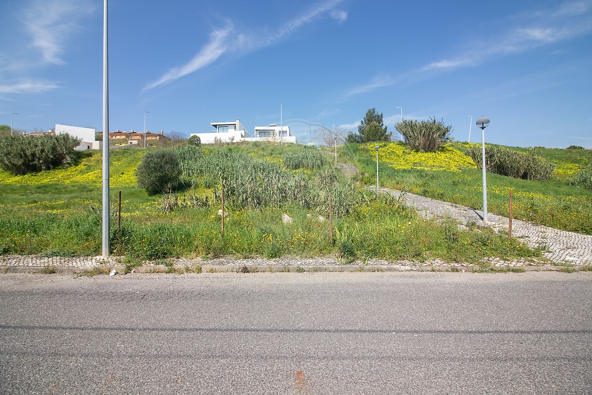 Terreno à venda em Alenquer