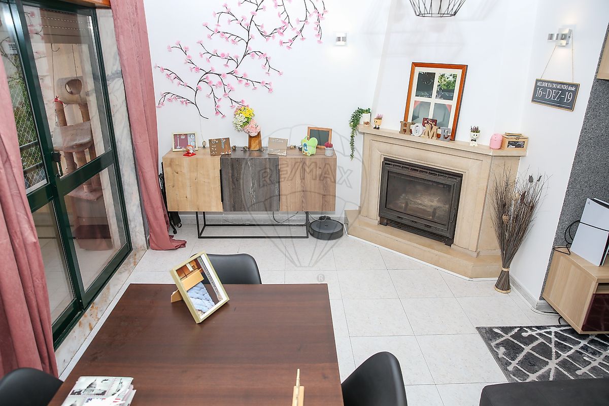 Apartamento T3 à venda em Alenquer