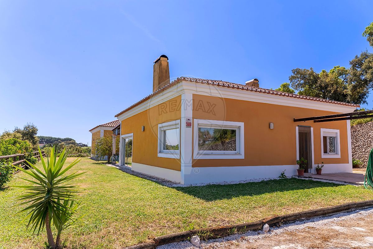 Moradia T5 à venda em Azambuja
