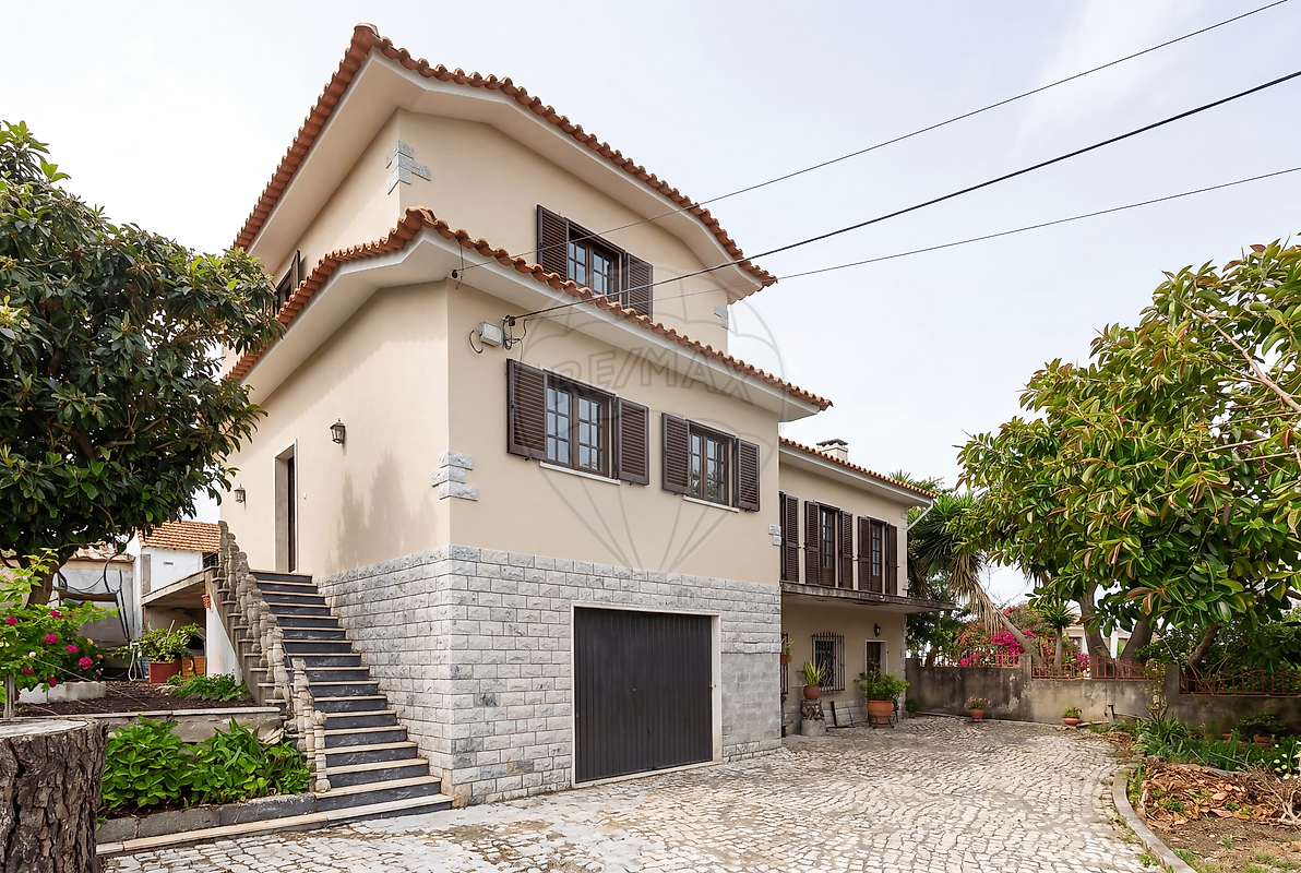 Moradia T5 à venda em Vila Franca de Xira