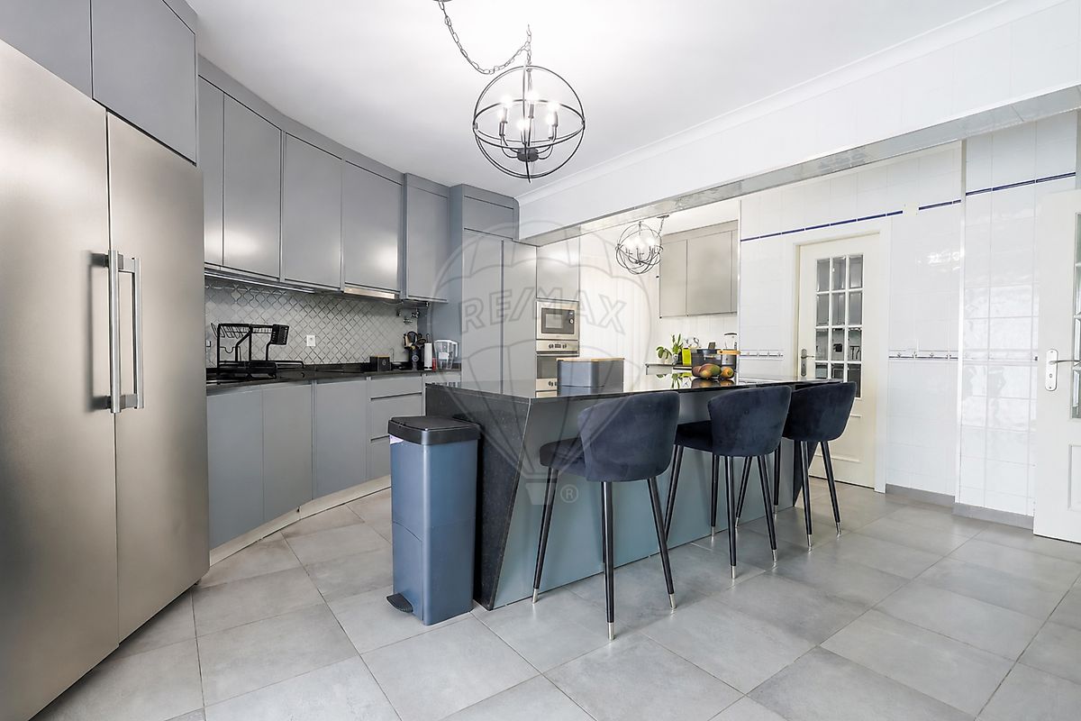 Apartamento T4 à venda em Alenquer (Santo Estêvão e Triana), Alenquer — foto 2