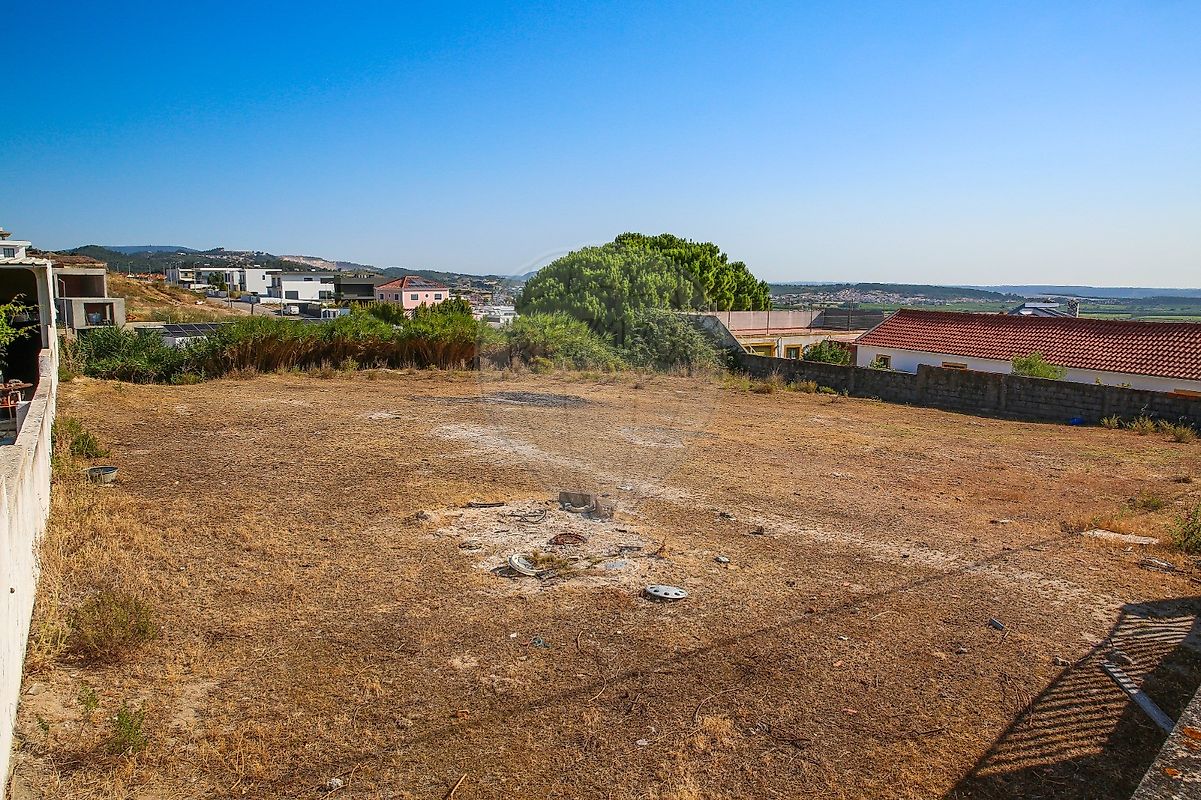 Terreno - Alenquer (Santo Estêvão e Triana), Alenquer, Lisboa