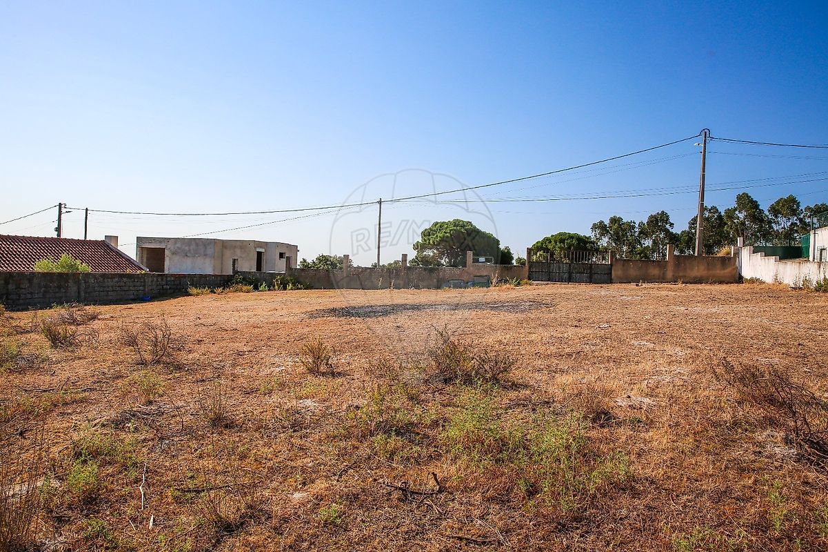 Terreno - Alenquer (Santo Estêvão e Triana), Alenquer, Lisboa