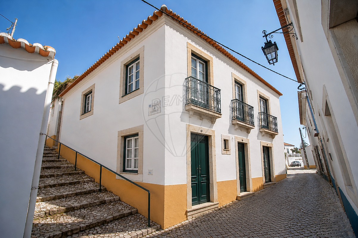 Apartamento T10 à venda em Alenquer