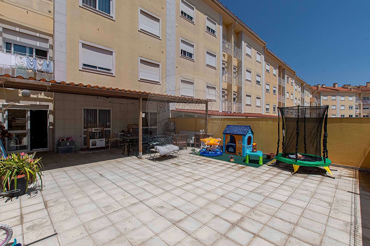 Apartamento T2 à venda em Alenquer (Santo Estêvão e Triana), Alenquer — foto 13