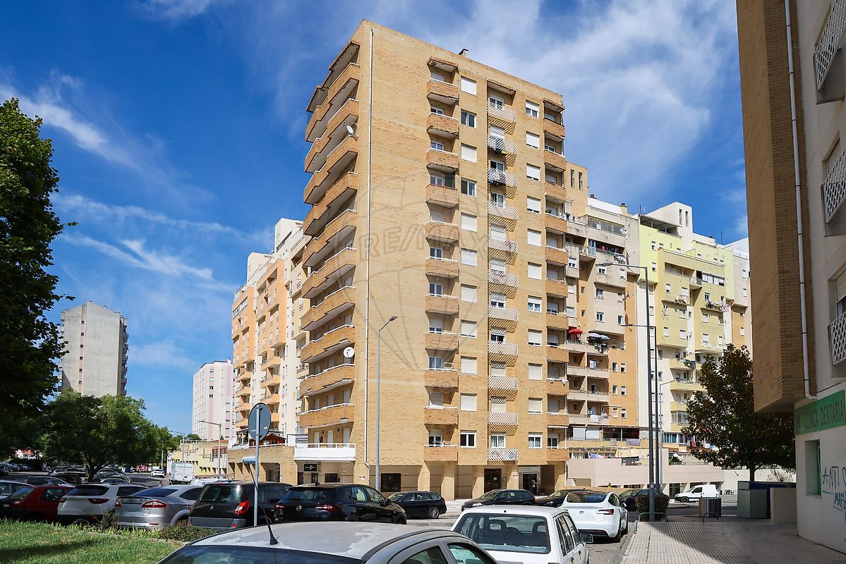Apartamento T3 - Carregado e Cadafais, Alenquer, Lisboa
