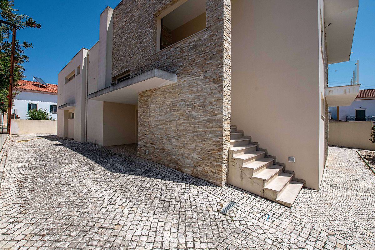 Moradia T4 à venda em Alenquer (Santo Estêvão e Triana), Alenquer — foto 36