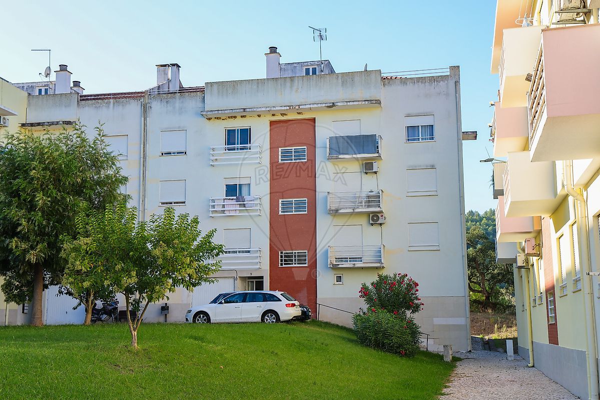 Apartamento T2 em Ota, €239.500