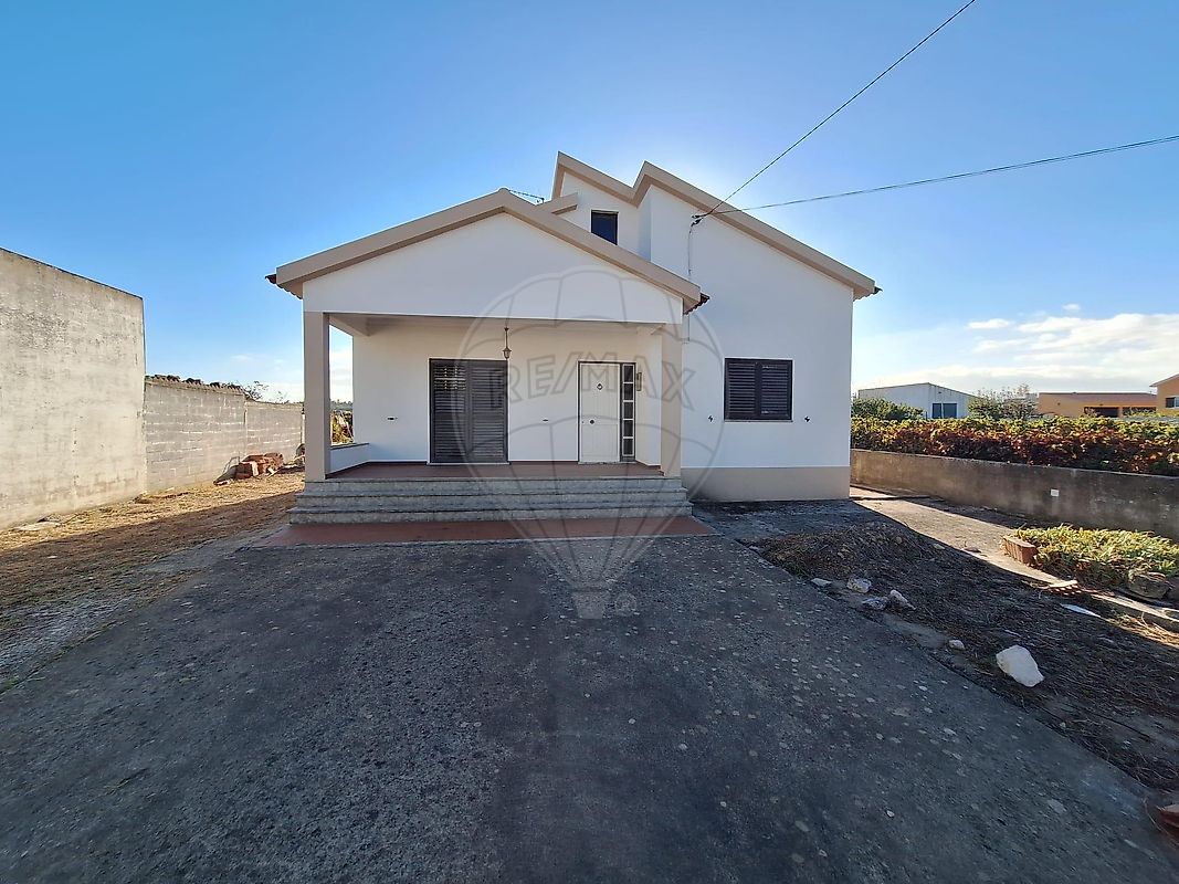 Moradia T2 à venda em Alenquer