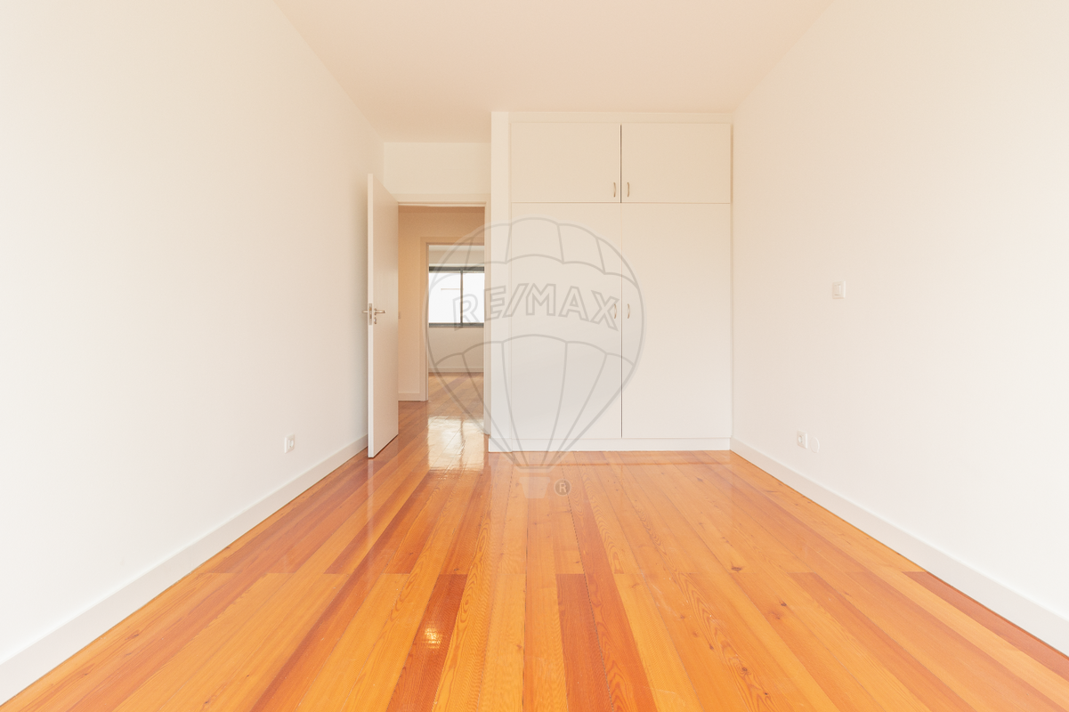 listing 122611136-222 picture-0