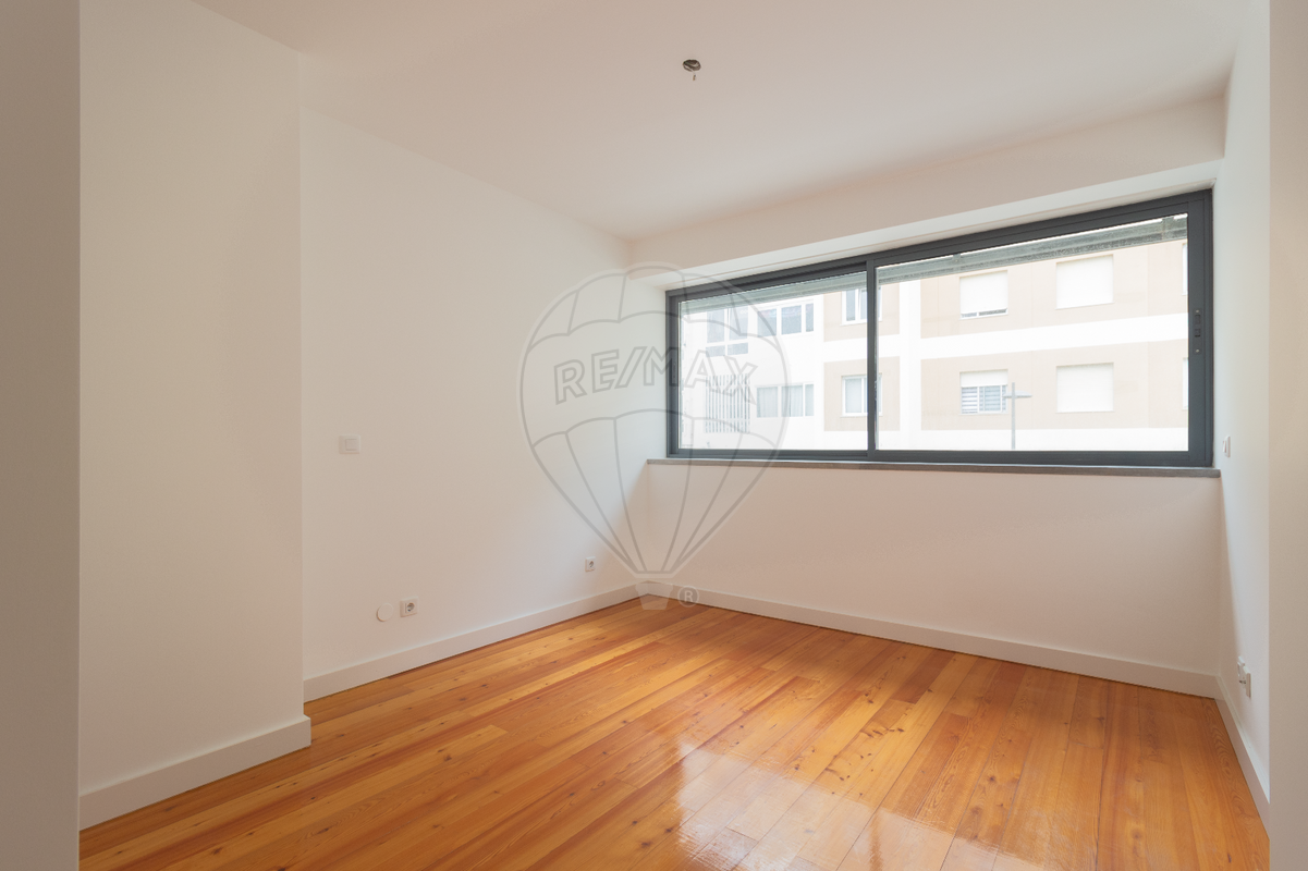 listing 122611136-222 picture-0