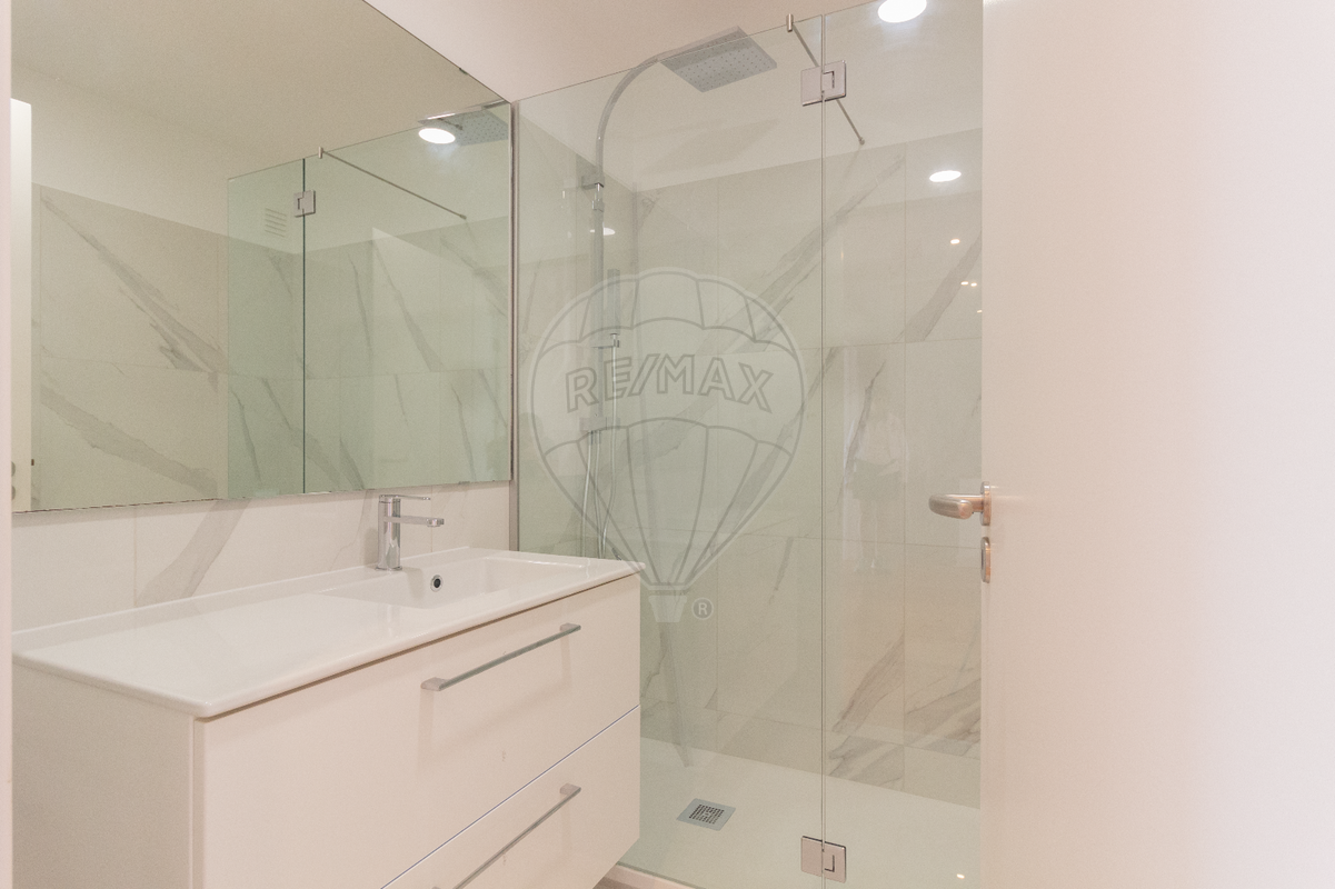 listing 122611136-222 picture-0