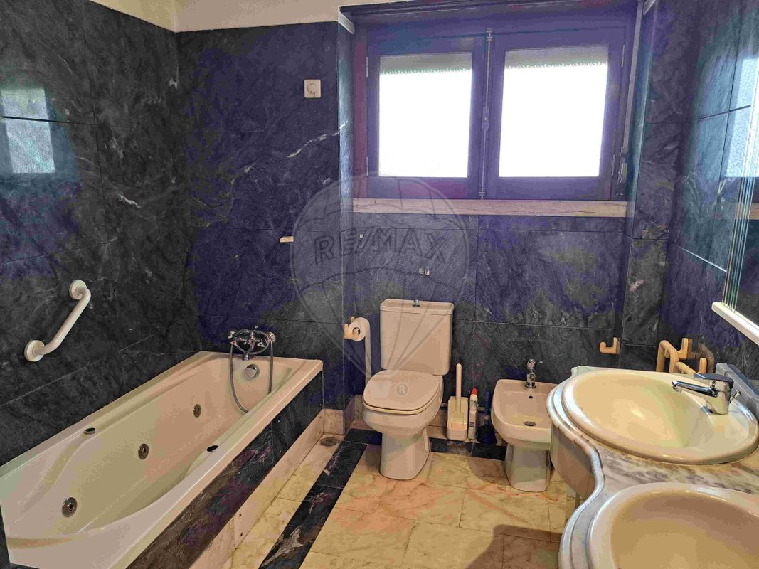 listing 122621103-3 picture-0