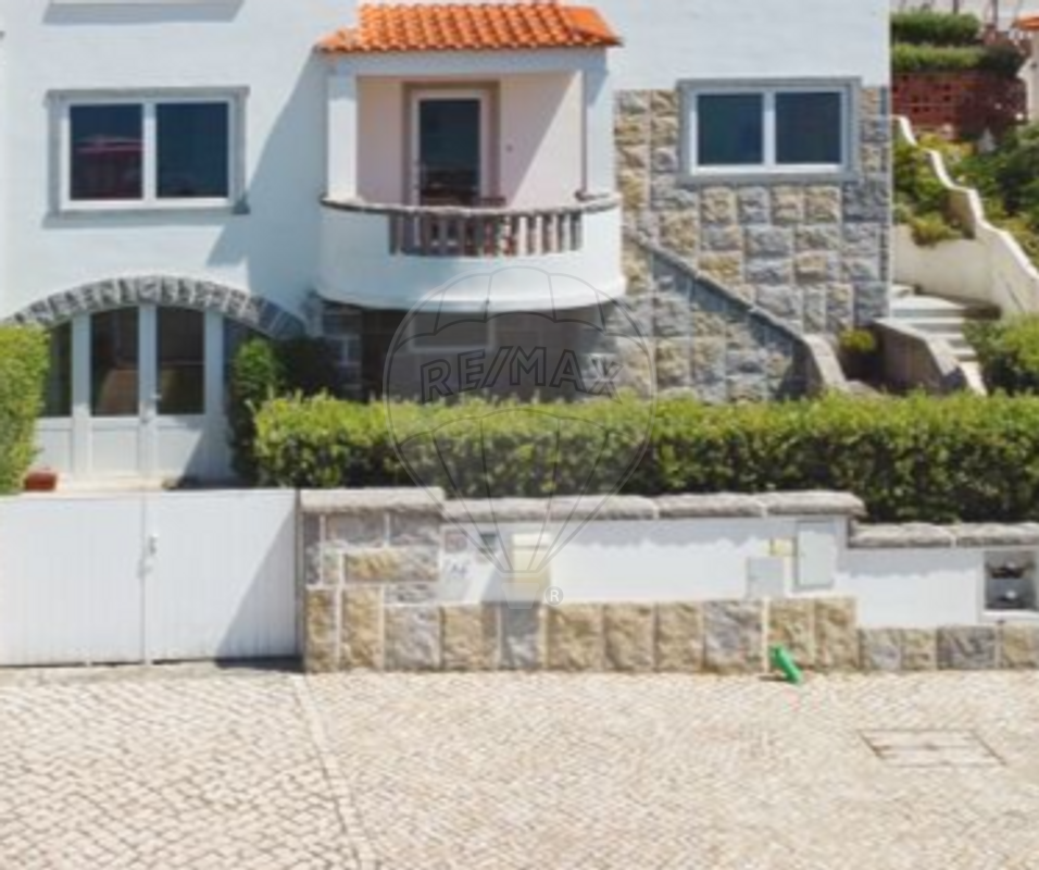 Moradia T4 para venda