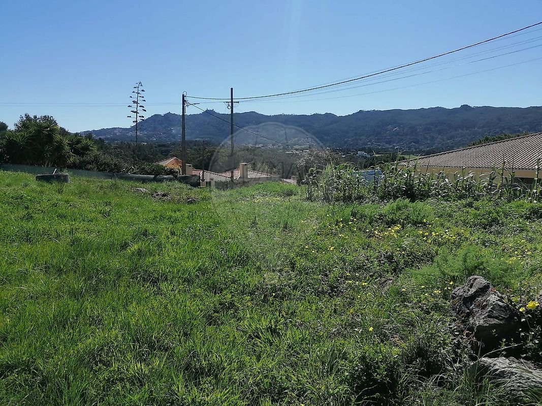 Terreno à venda em Sintra