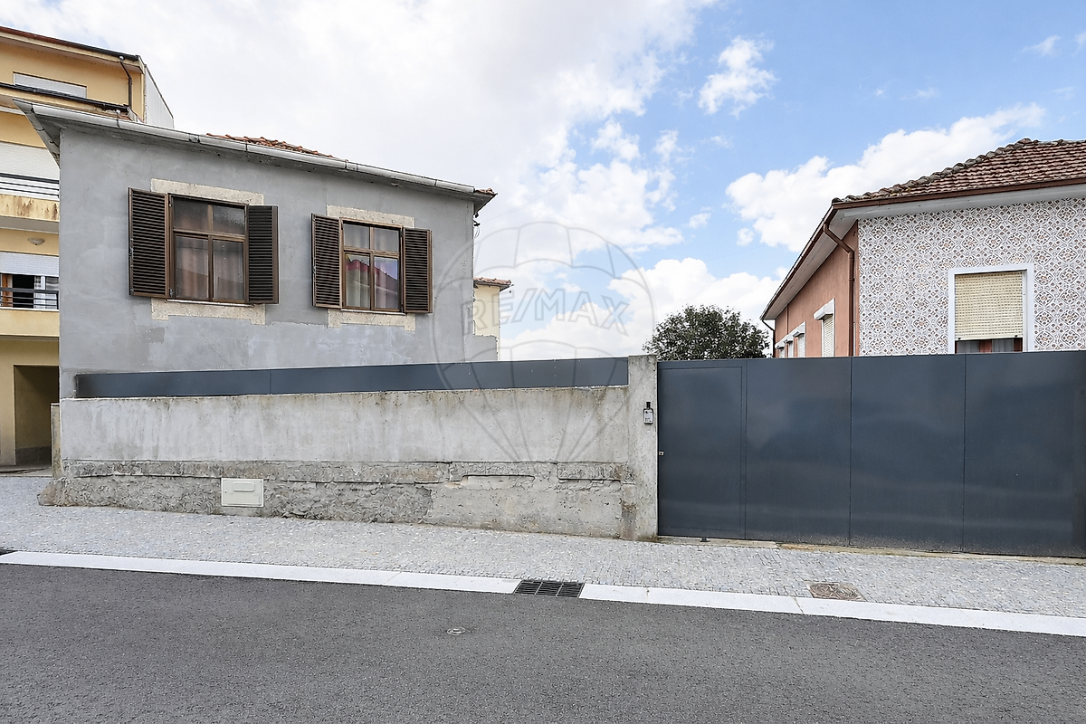 Moradia - Fânzeres e São Pedro da Cova, Gondomar, Porto
