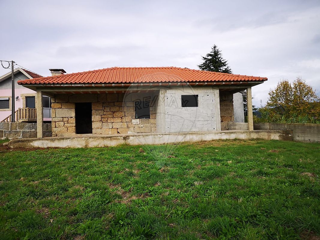 Moradia T2 para venda