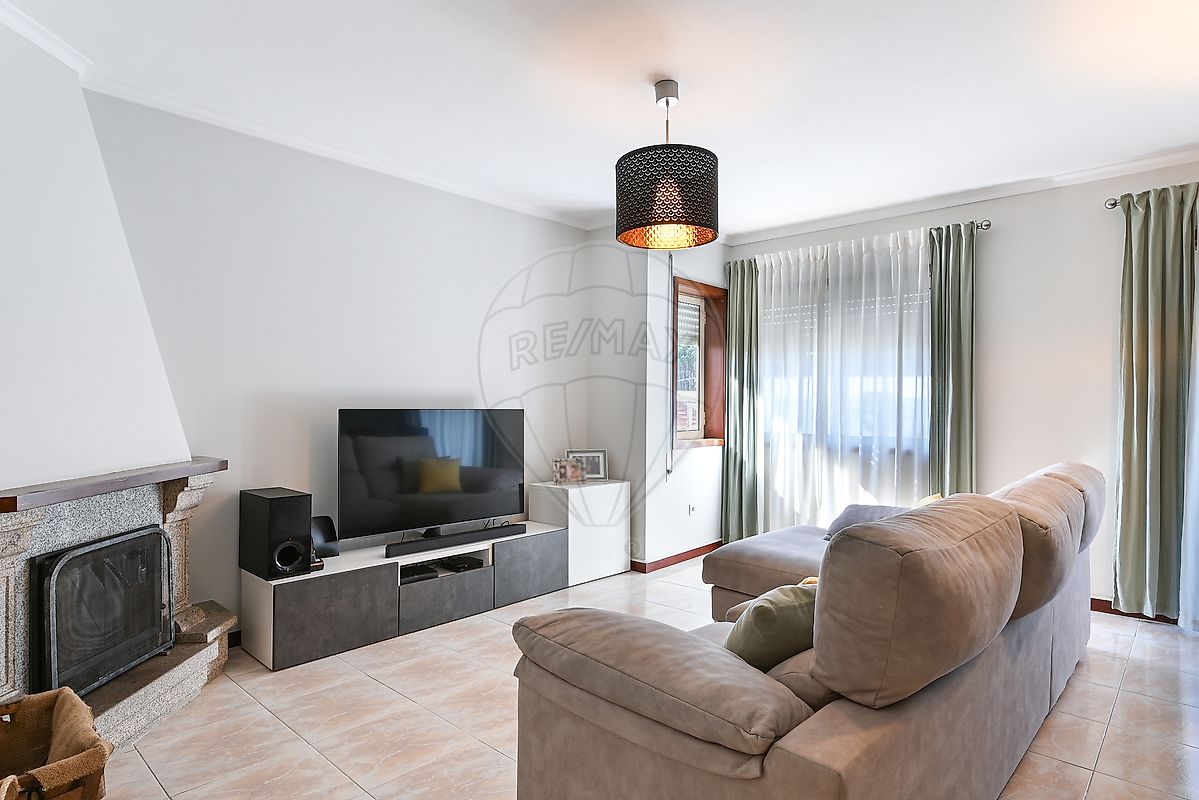 listing 122671045-258 picture-0