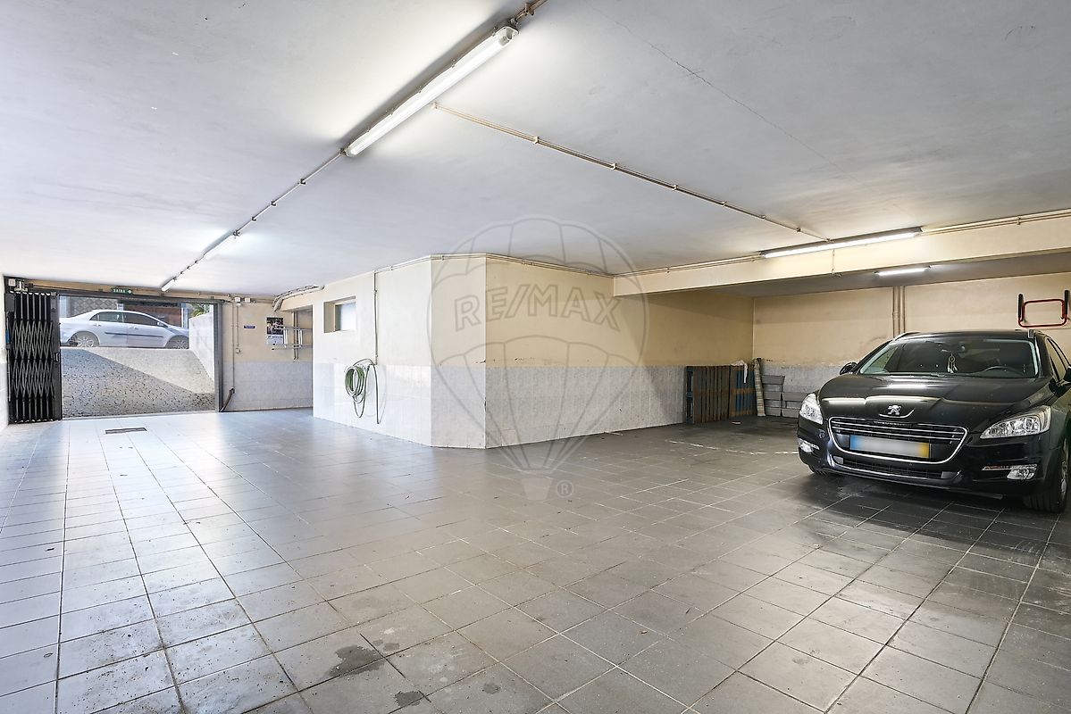 listing 122671045-258 picture-0