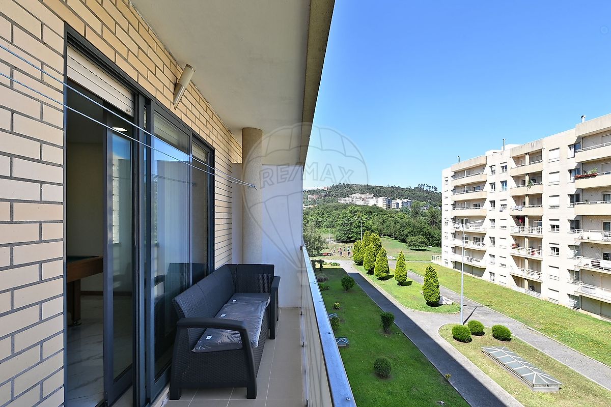 Apartamento T3 à venda em Valongo