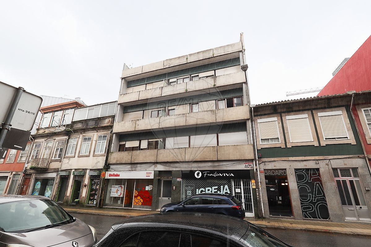 Apartamento T3 à venda em Porto