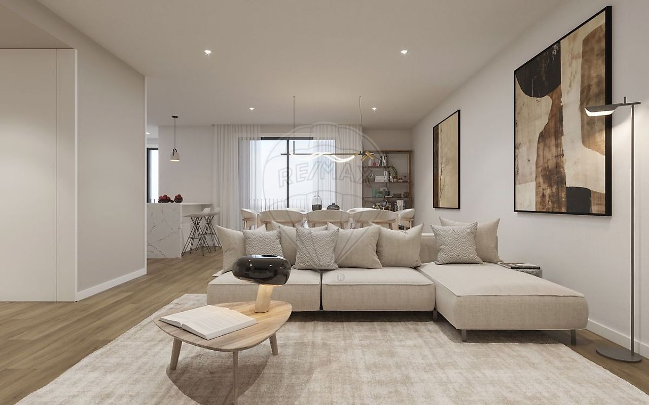 Apartamento T2 à venda em Maia