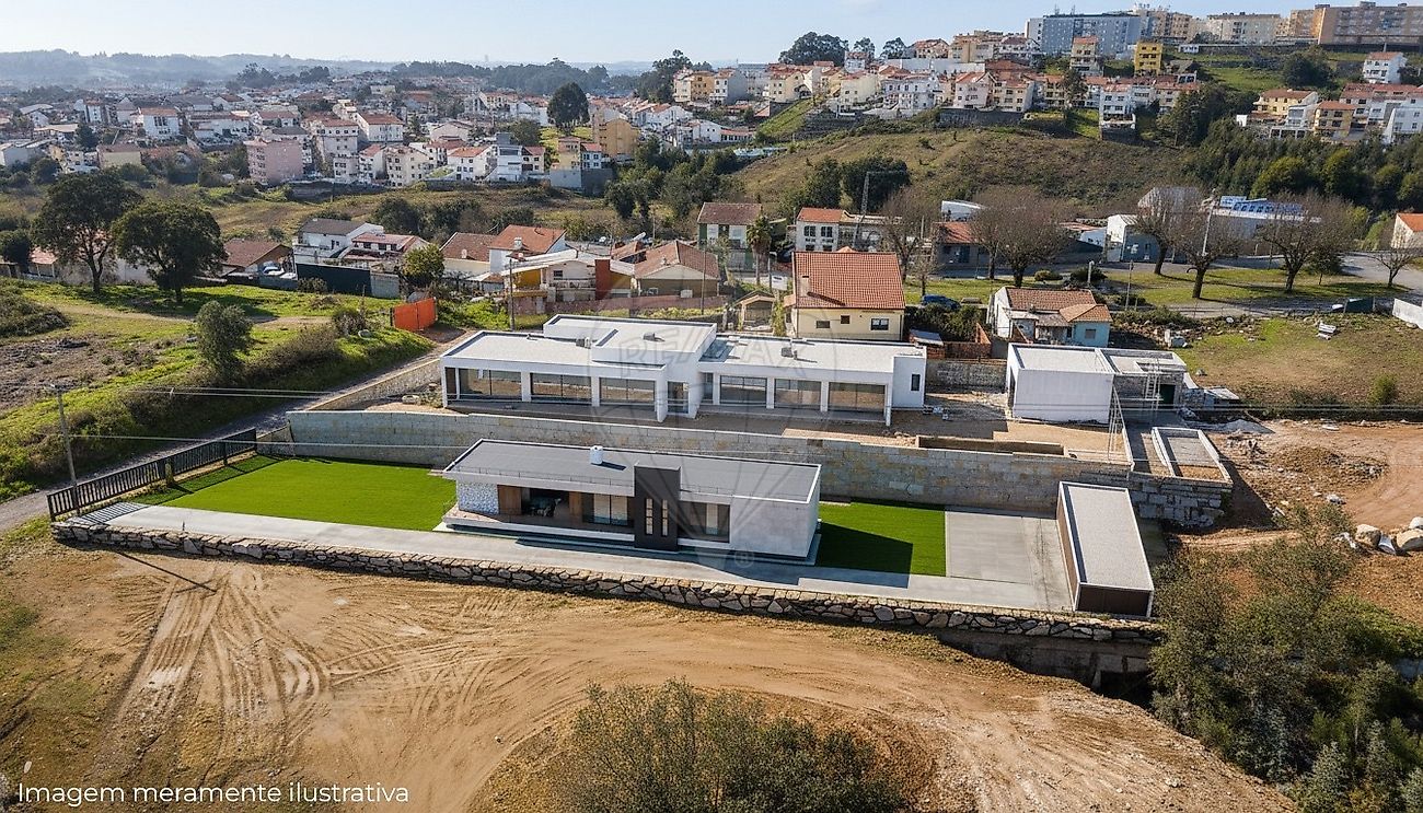Terreno - Fânzeres e São Pedro da Cova, Gondomar, Porto