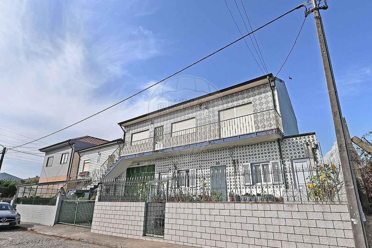 Apartamento T2 à venda em Valongo