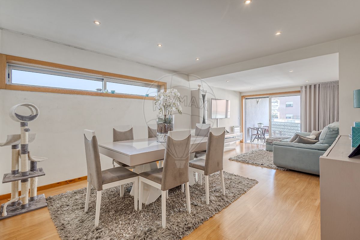 Apartamento T2 à venda em Gondomar