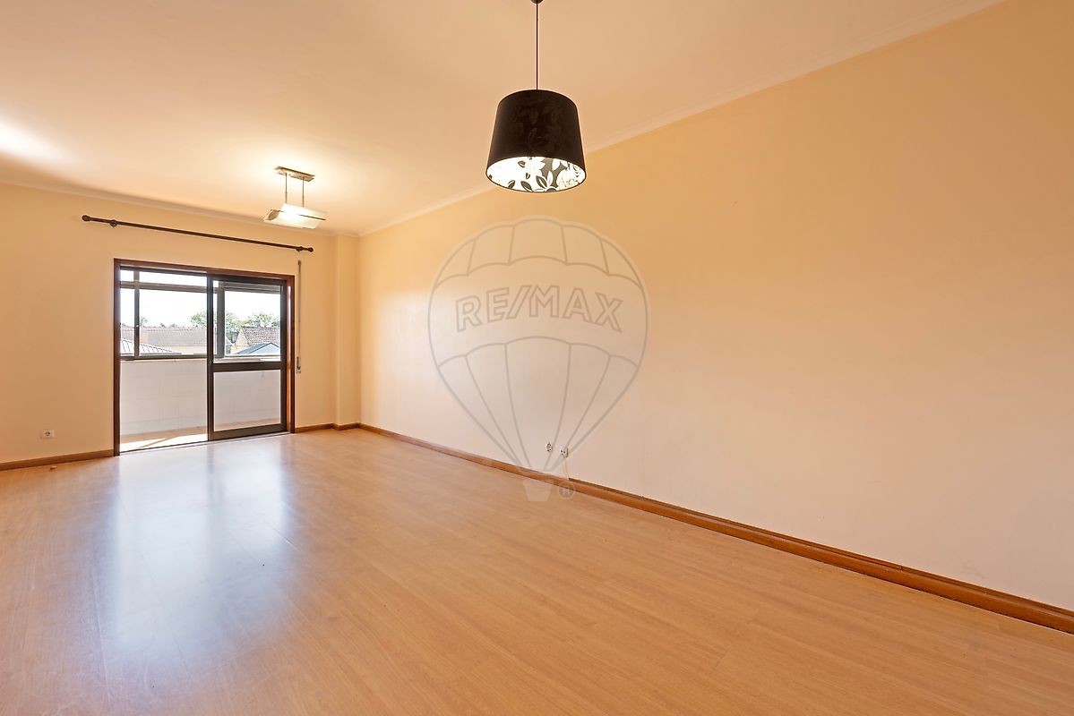 Apartamento T2 à venda em Maia