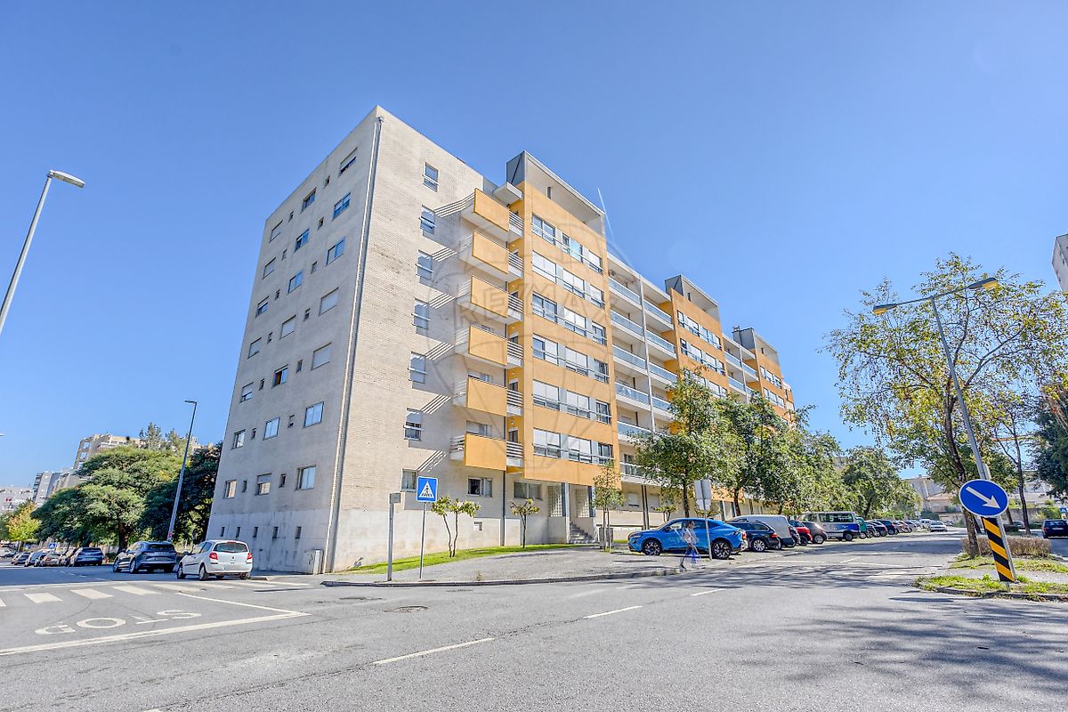Apartamento T1 à venda em Maia