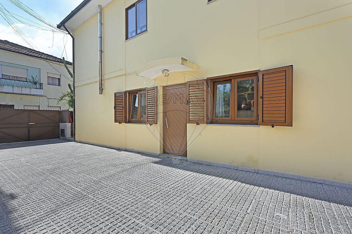 Apartamento T2 à venda em Rio Tinto, Gondomar — foto 4