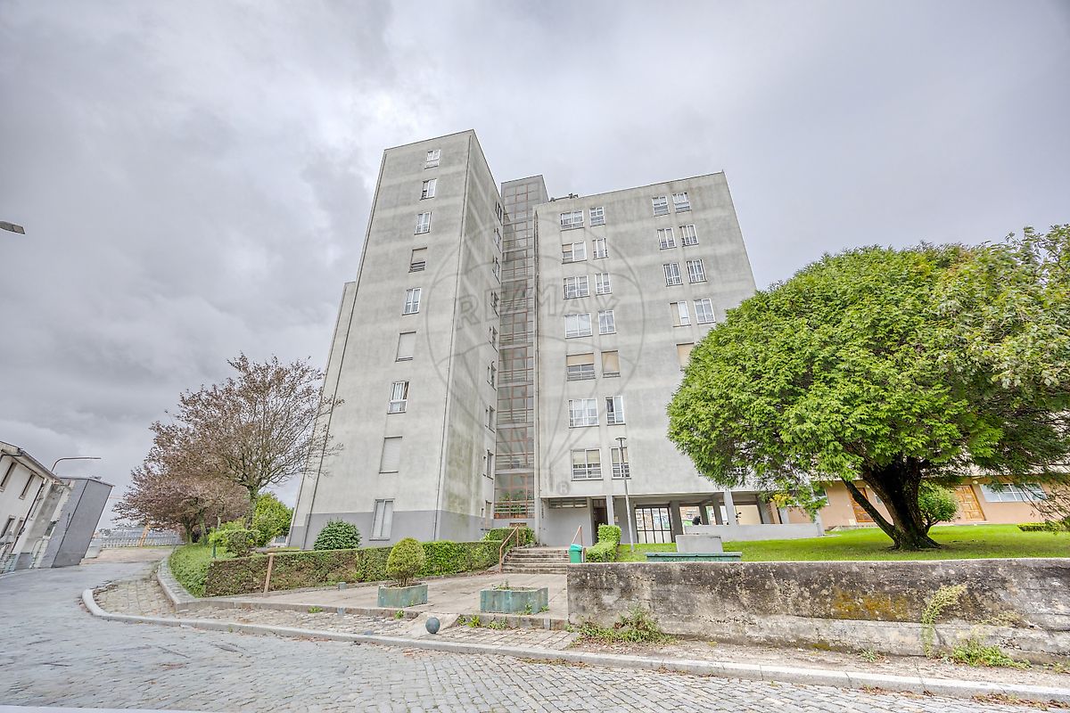 Apartamento T4 em Campanhã, €270.000
