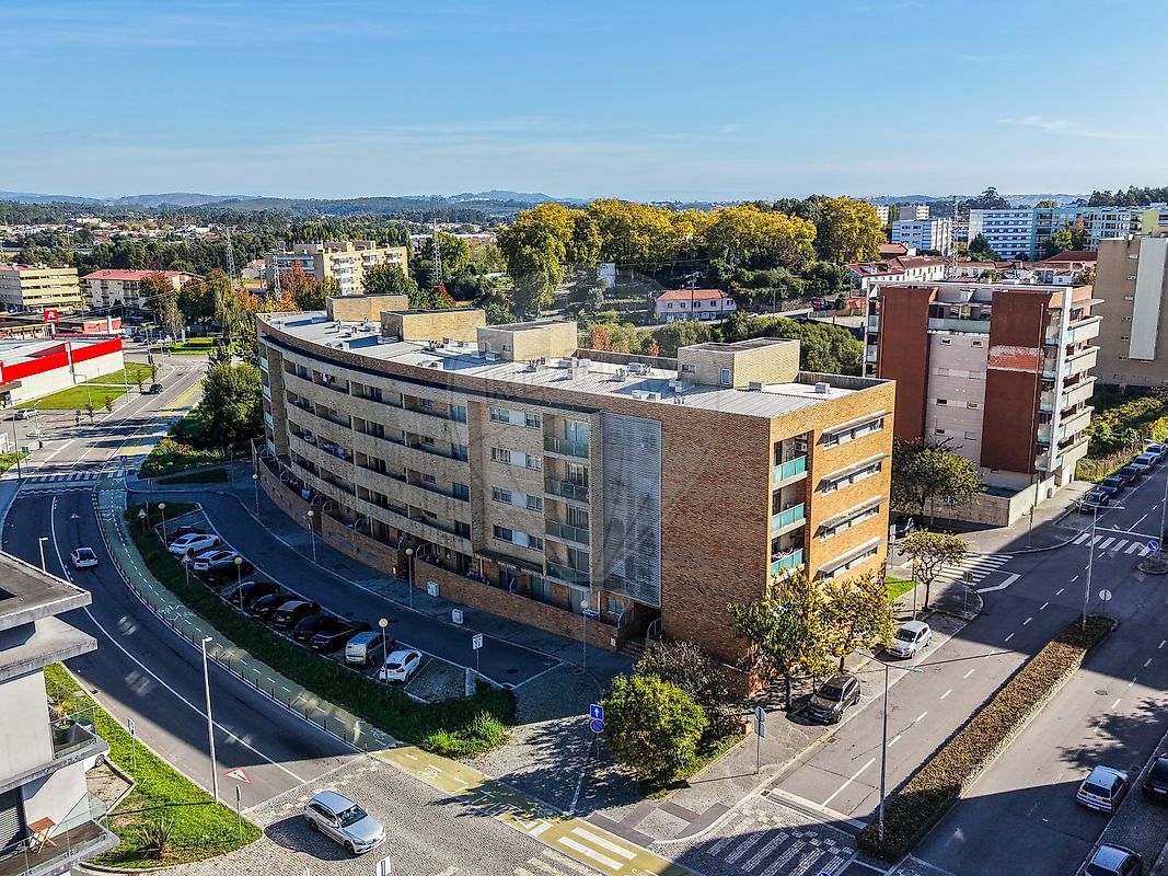 Apartamento T2 à venda em Maia