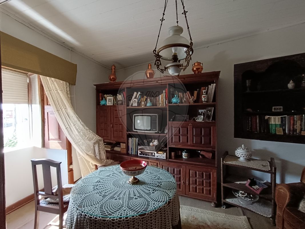 listing 122701080-26 picture-0