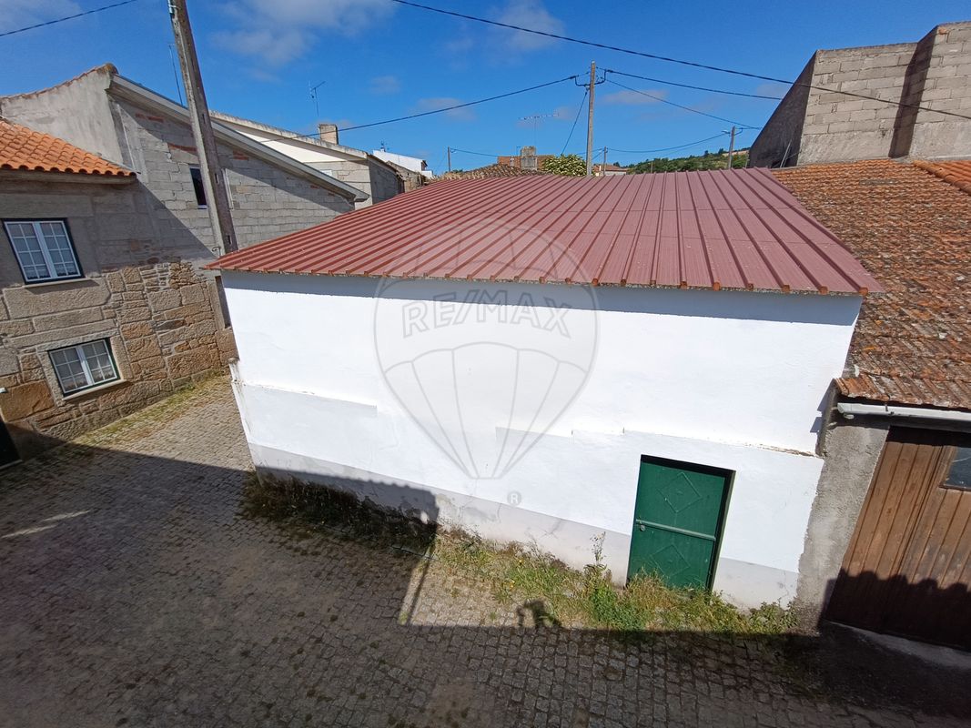 listing 122701080-26 picture-0