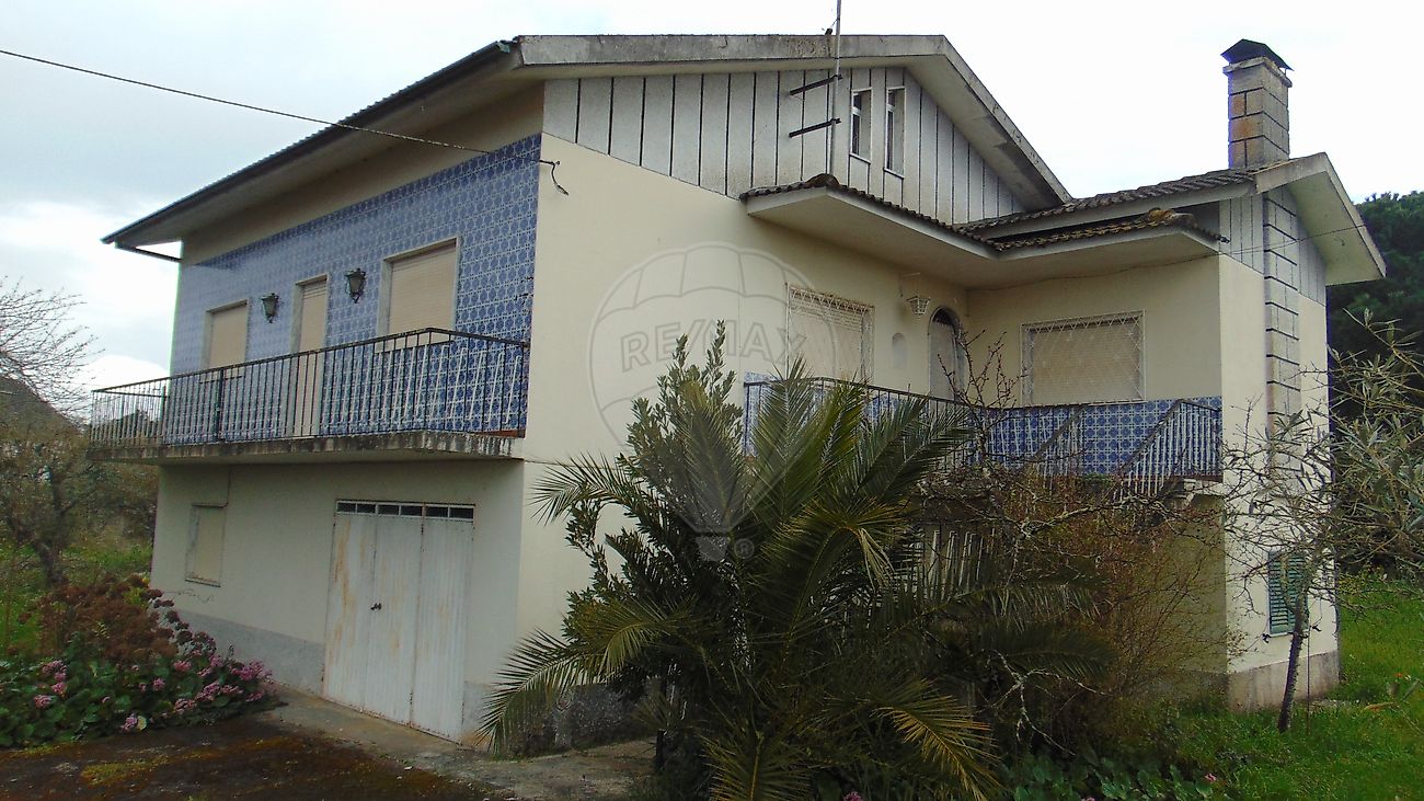 Moradia T5 para venda