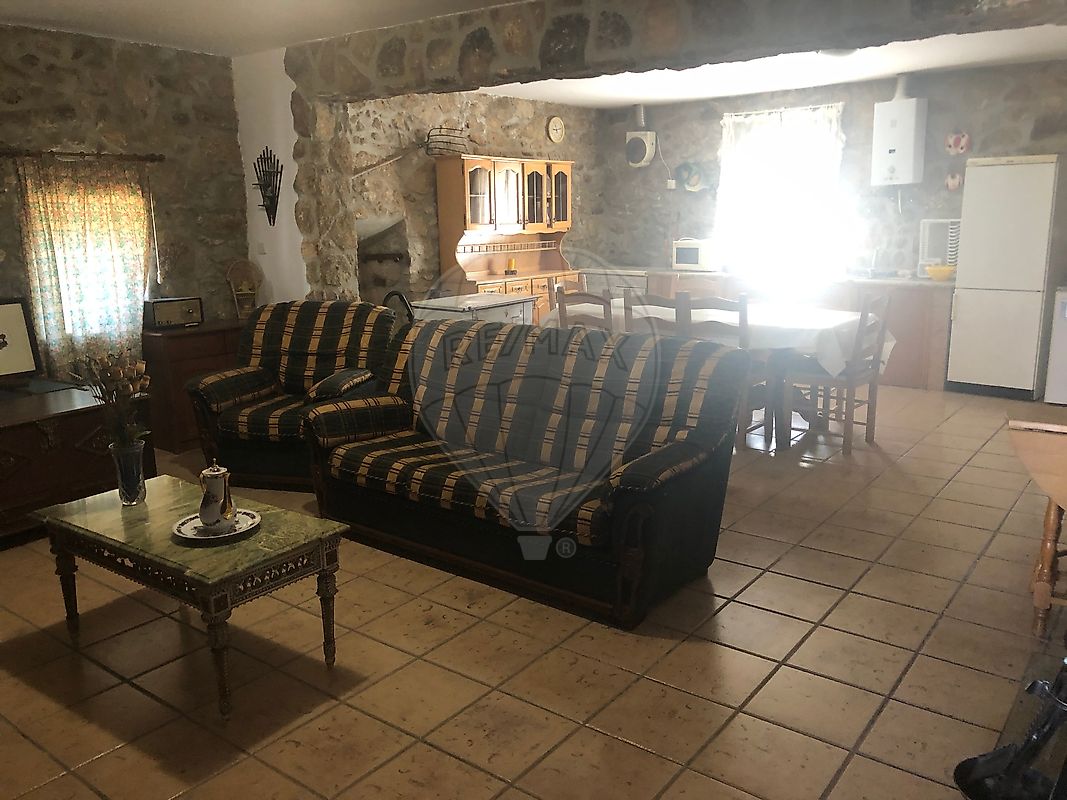 Moradia T1 para venda