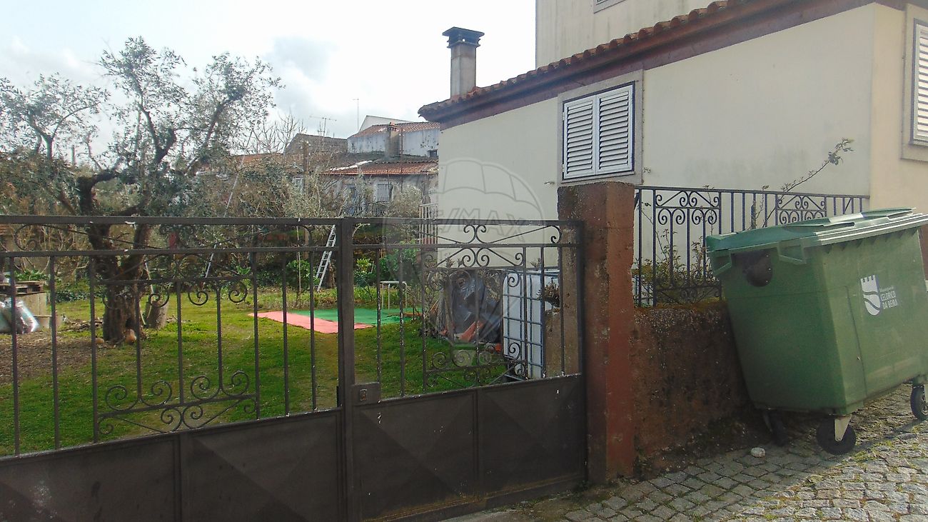 Moradia - Celorico (São Pedro e Santa Maria) e Vila Boa do Mondego, Celorico da Beira, Guarda