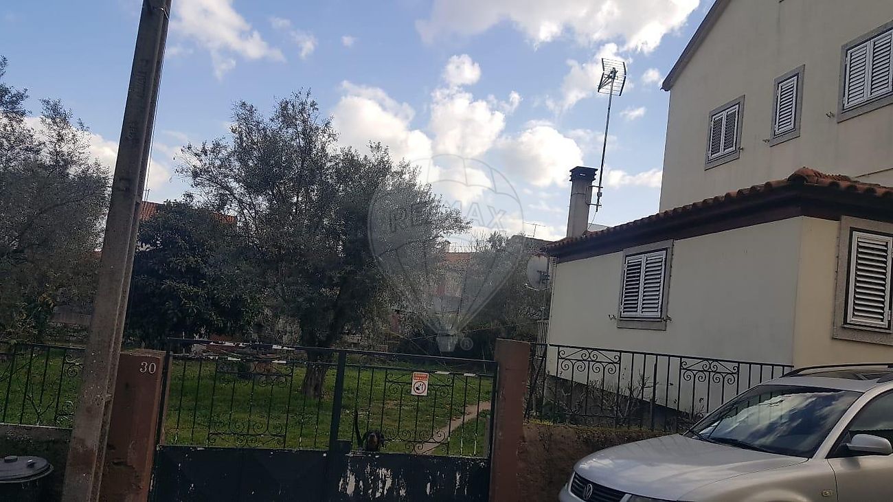 Moradia T1 à venda em Celorico da Beira