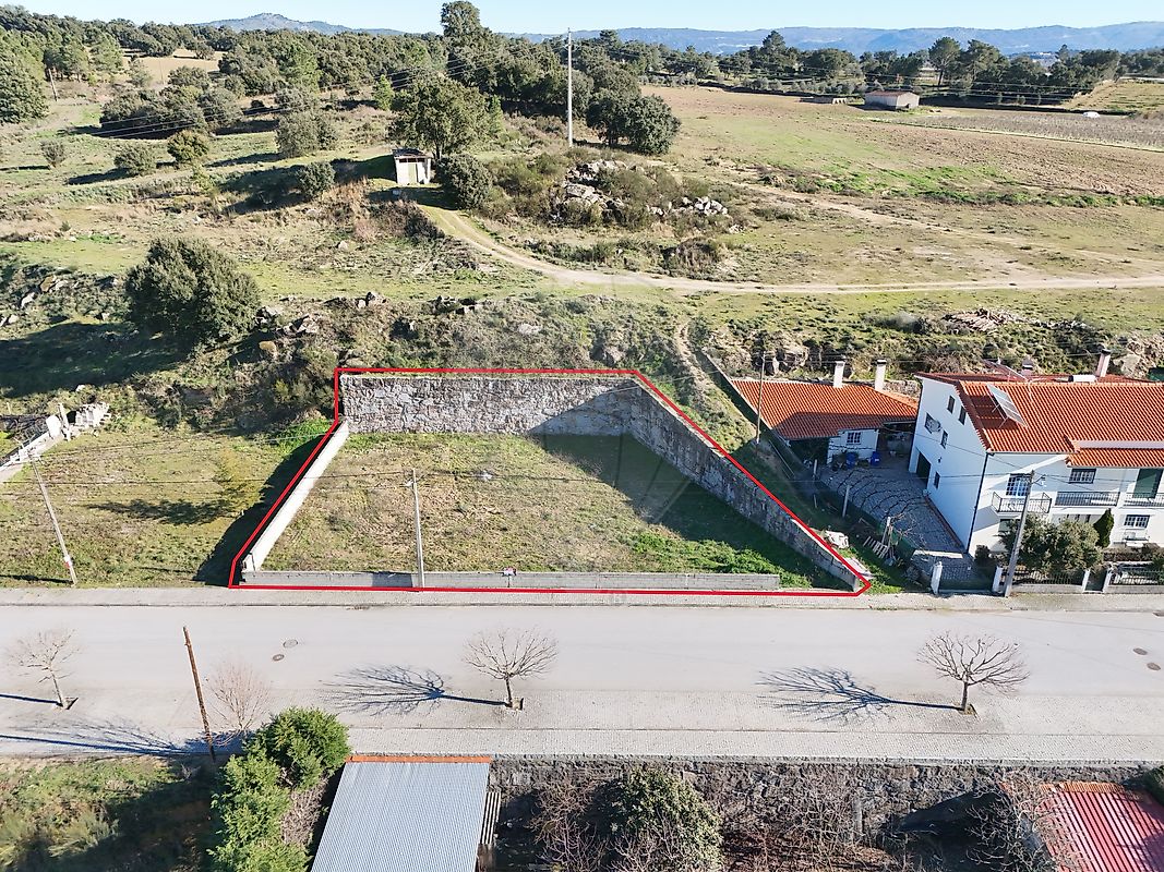 Terreno - Forno Telheiro, Celorico da Beira, Guarda