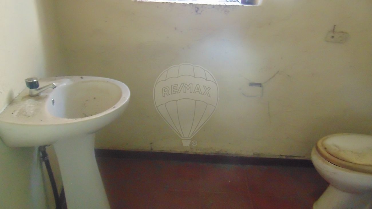 Moradia T1 à venda em Vale de Azares, Celorico da Beira — foto 7